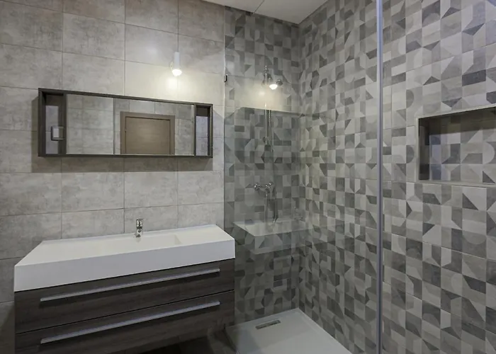 ヴィラ V4, Jardins Branqueira7 Near Beach,