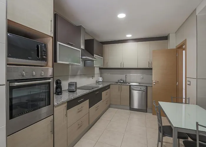 V4, Jardins Branqueira7 Near Beach, Albufeira