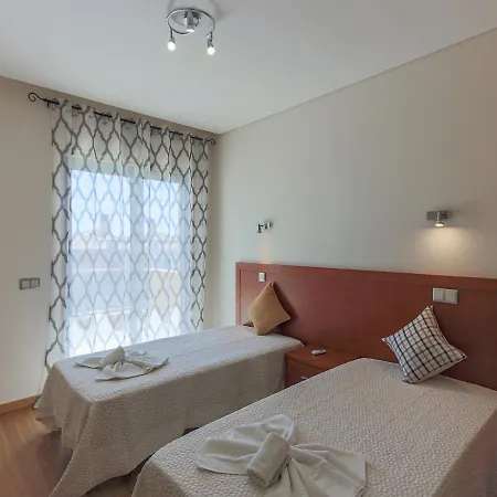 빌라 V4, Jardins Branqueira7 Near Beach, 알부페이라